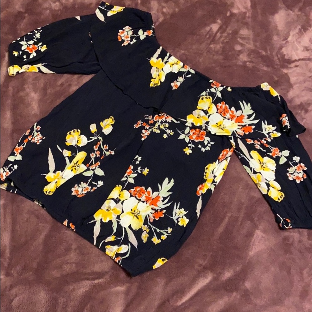 Dark Blue blouse, big flower, large, strapless